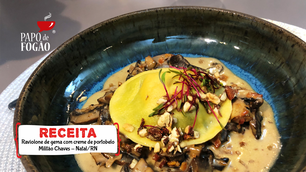 RAVIOLONE DE GEMA COM CREME DE PORTOBELLO